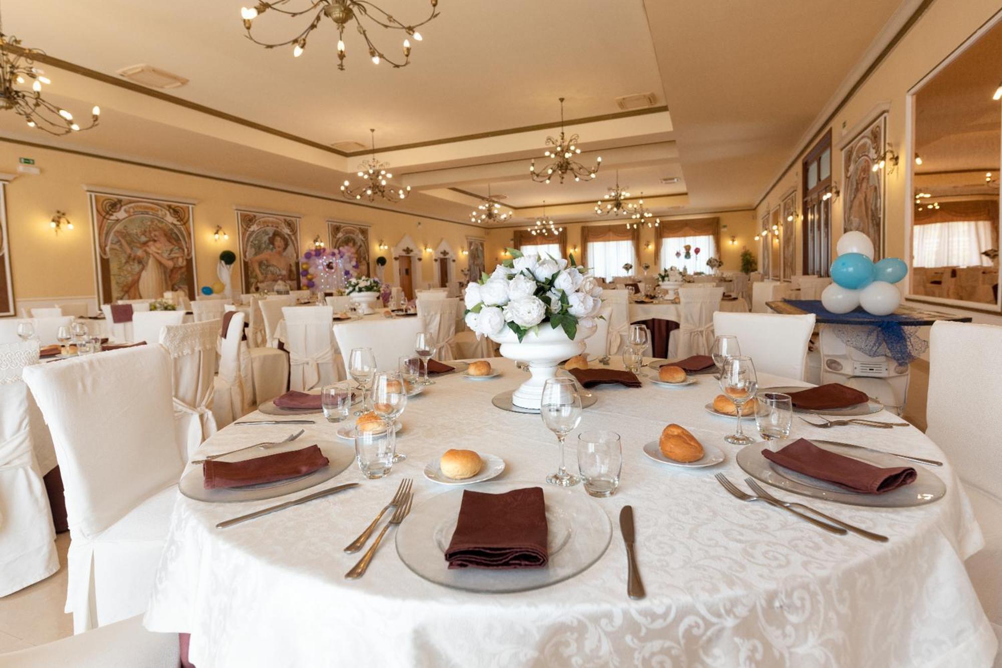 Hotel Le Muse Карпиняно Салентино Екстериор снимка